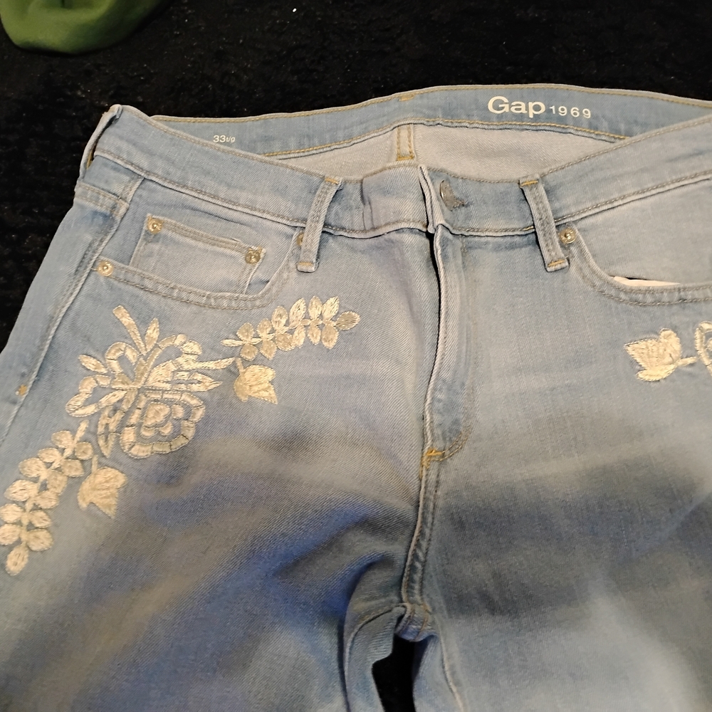 GAP Light Blue Women's Jeans with Embroidery
